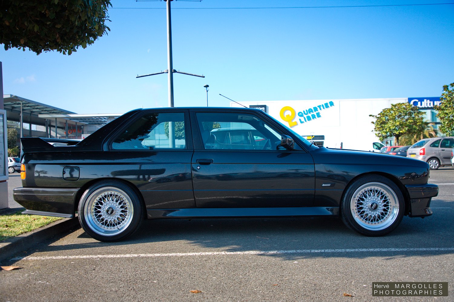 BMW M3-01.jpg